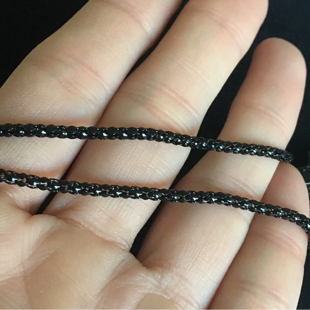 Black Arrow Point Pendant Chain Necklace